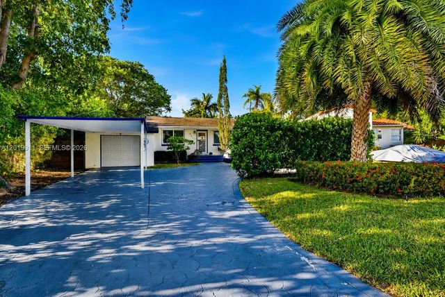 351 NE 117th St, Miami, FL 33161