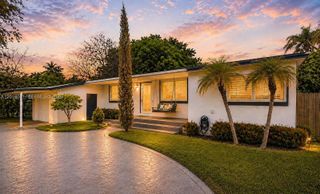 351 NE 117th St, Miami, FL 33161
