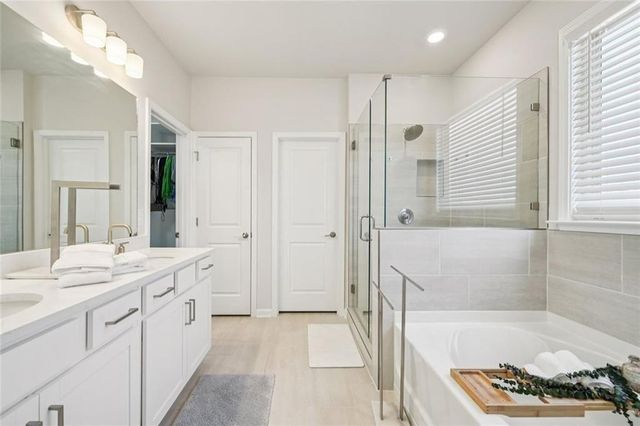 8540 Stratford Oaks Avenue, Ball Ground, GA 30107