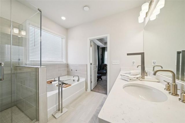 8540 Stratford Oaks Avenue, Ball Ground, GA 30107