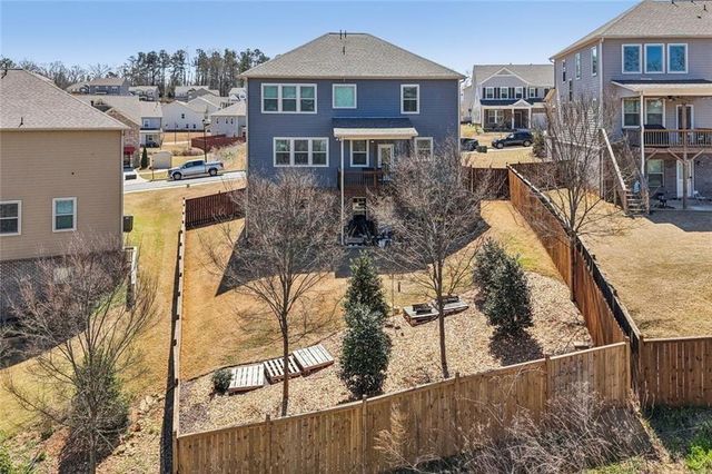 8540 Stratford Oaks Avenue, Ball Ground, GA 30107