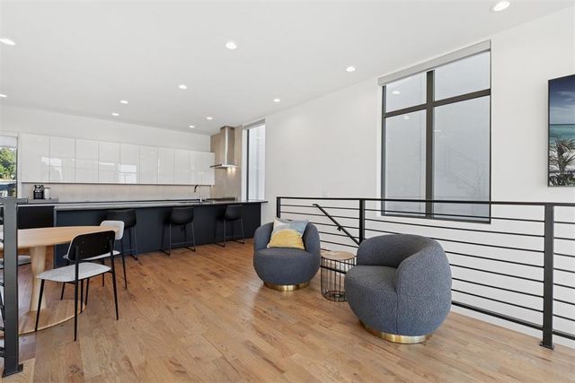 841 NW 6th Street, Oklahoma City, OK 73106