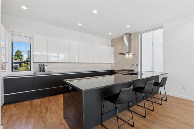 841 NW 6th Street, Oklahoma City, OK 73106