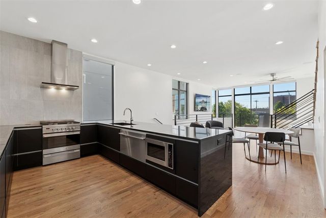 841 NW 6th Street, Oklahoma City, OK 73106