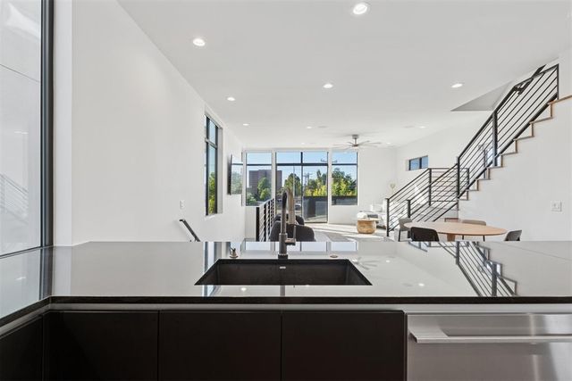 841 NW 6th Street, Oklahoma City, OK 73106