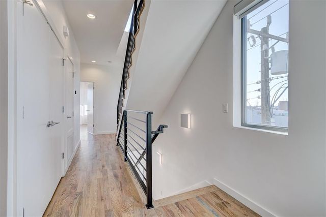 841 NW 6th Street, Oklahoma City, OK 73106