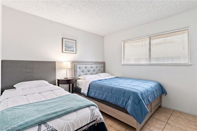 6224 Arlington Avenue, Las Vegas, NV 89107