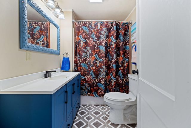 8215 Lebanon Road, Danville, KY 40422