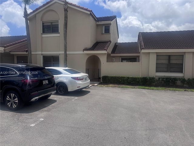 6532 NW 170th Ter, Hialeah, FL 33015