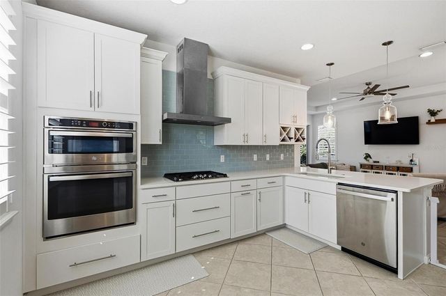 1155 VICTORIA HILLS DRIVE N, Deland, FL 32724