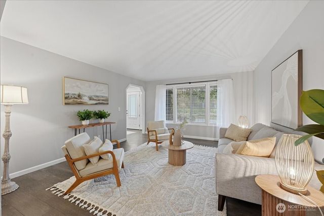 13802 60th Avenue W, Edmonds, WA 98026