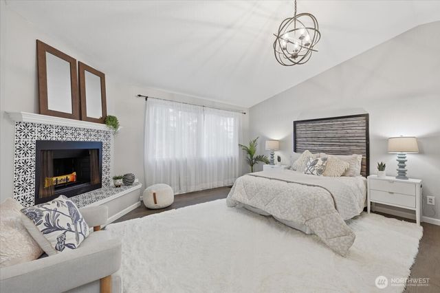 13802 60th Avenue W, Edmonds, WA 98026