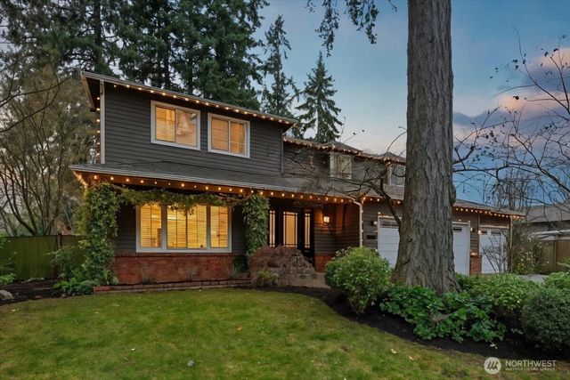 13802 60th Avenue W, Edmonds, WA 98026