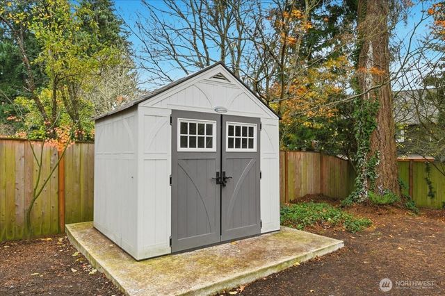 13802 60th Avenue W, Edmonds, WA 98026