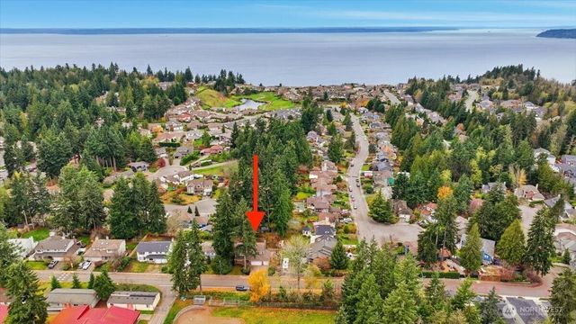 13802 60th Avenue W, Edmonds, WA 98026