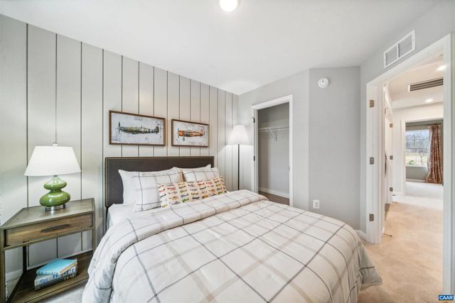 139 OLDFIELD DR, Charlottesville, VA 22902