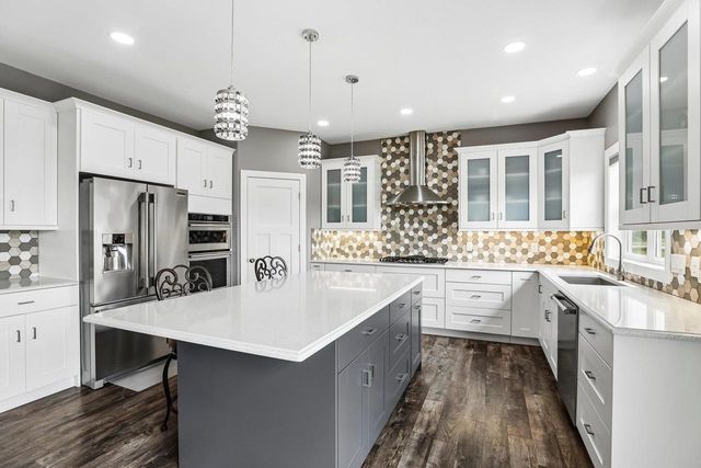 2115 Baptisia Pass, Sun Prairie, WI 53590