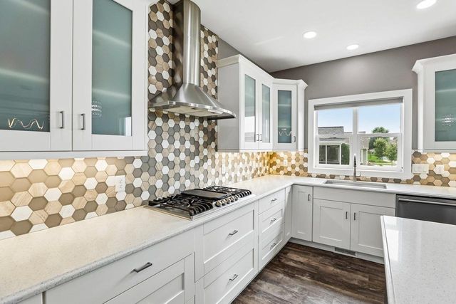 2115 Baptisia Pass, Sun Prairie, WI 53590