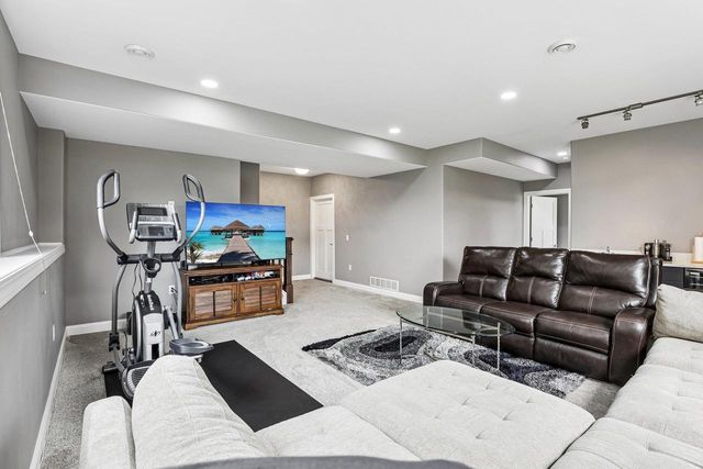 2115 Baptisia Pass, Sun Prairie, WI 53590