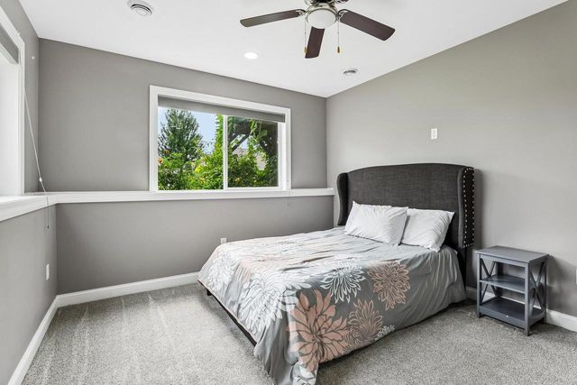 2115 Baptisia Pass, Sun Prairie, WI 53590