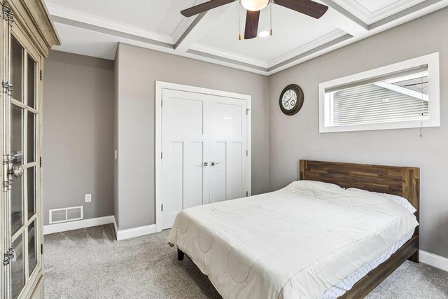 2115 Baptisia Pass, Sun Prairie, WI 53590