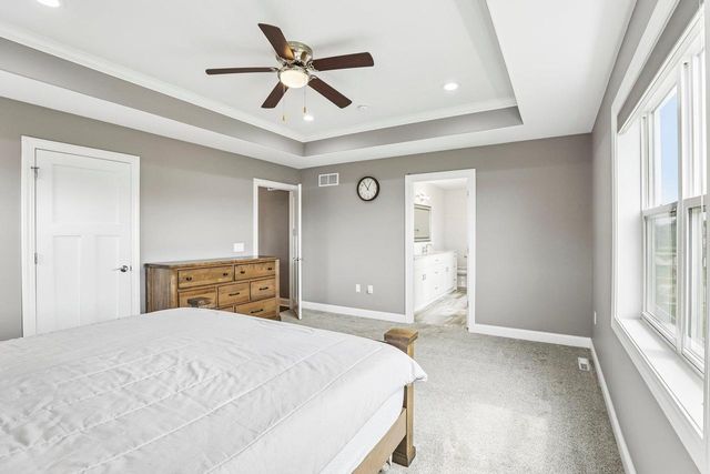 2115 Baptisia Pass, Sun Prairie, WI 53590