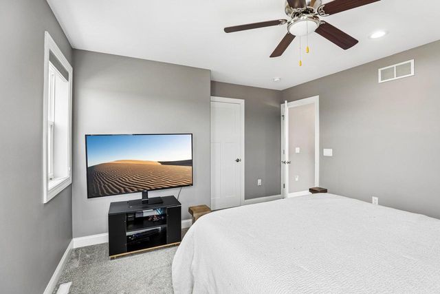 2115 Baptisia Pass, Sun Prairie, WI 53590