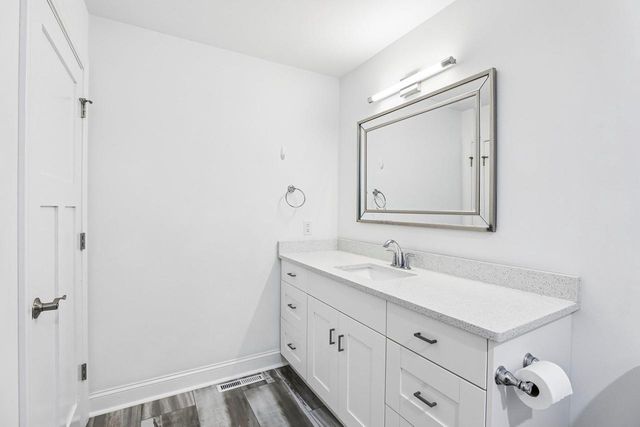 2115 Baptisia Pass, Sun Prairie, WI 53590