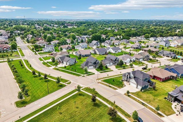 2115 Baptisia Pass, Sun Prairie, WI 53590