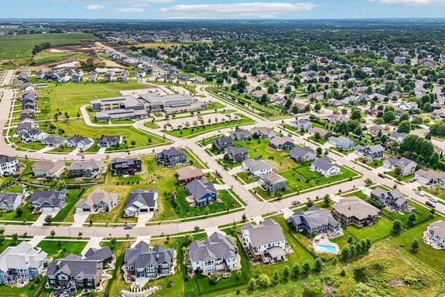 2115 Baptisia Pass, Sun Prairie, WI 53590