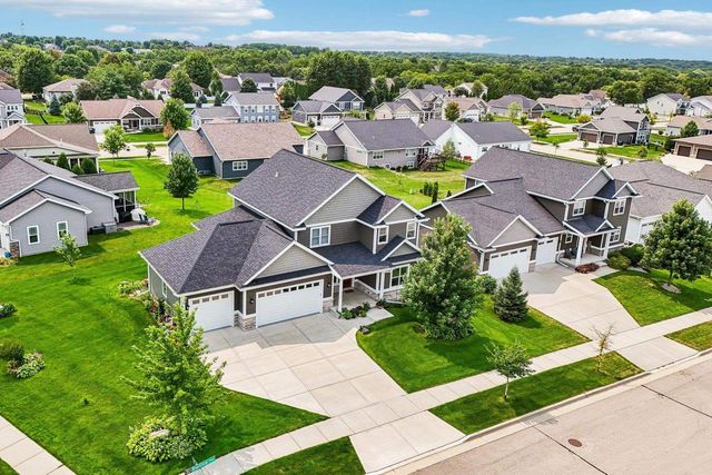 2115 Baptisia Pass, Sun Prairie, WI 53590