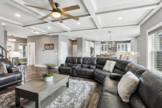 2115 Baptisia Pass, Sun Prairie, WI 53590