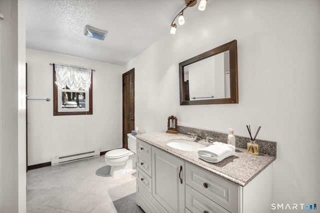 10 Highland Avenue, East Haddam, CT 06469