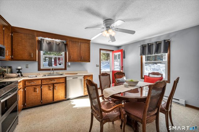 10 Highland Avenue, East Haddam, CT 06469