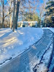 10 Highland Avenue, East Haddam, CT 06469