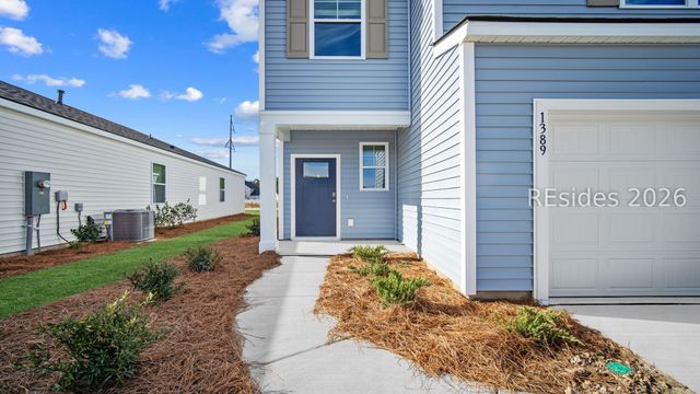 1389 Sanctum St, Ridgeland, SC 29936