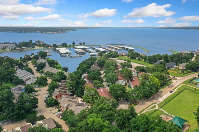 12600 Melville Drive 318B, Montgomery, TX 77356