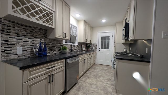 20 W Nugent Avenue, Temple, TX 76501