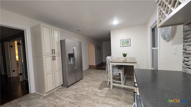 20 W Nugent Avenue, Temple, TX 76501