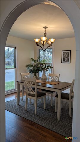 20 W Nugent Avenue, Temple, TX 76501