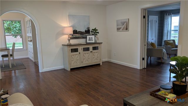 20 W Nugent Avenue, Temple, TX 76501