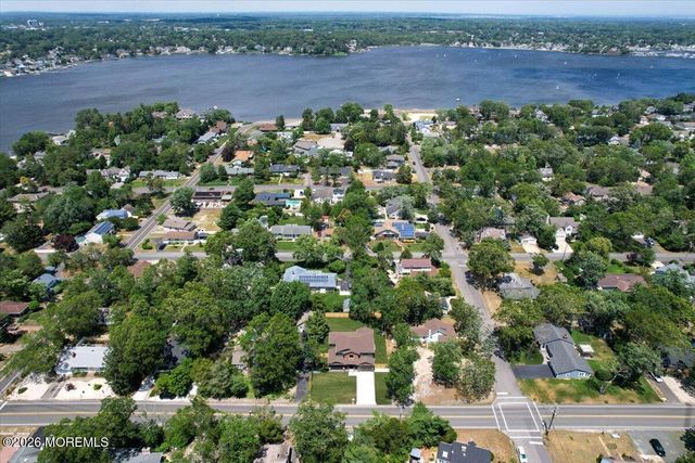 340 Prospect Avenue, Pine Beach, NJ 08741