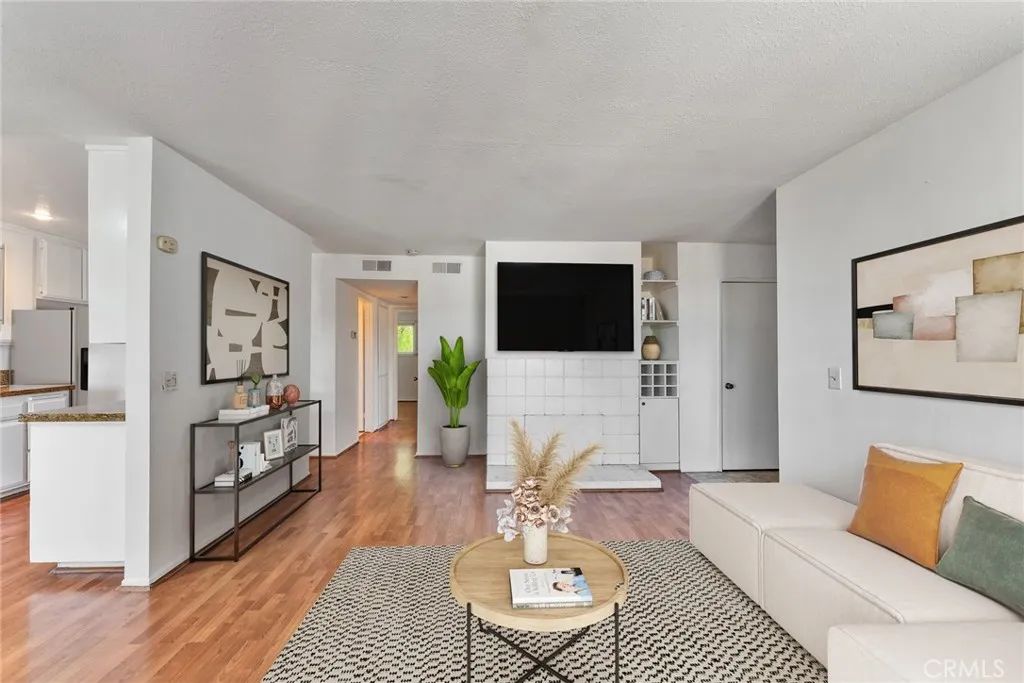 23635 Golden Springs Drive 10B, Diamond Bar, CA 91765