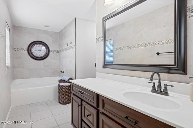 12555 STERLING RUN Court, Jacksonville, FL 32225