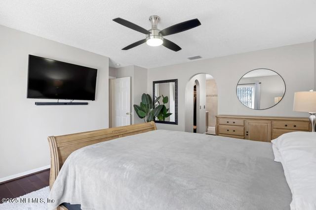 12555 STERLING RUN Court, Jacksonville, FL 32225