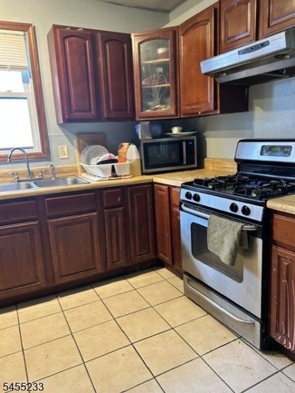 92 Burlington Ave, Paterson City, NJ 07502 — photo 5