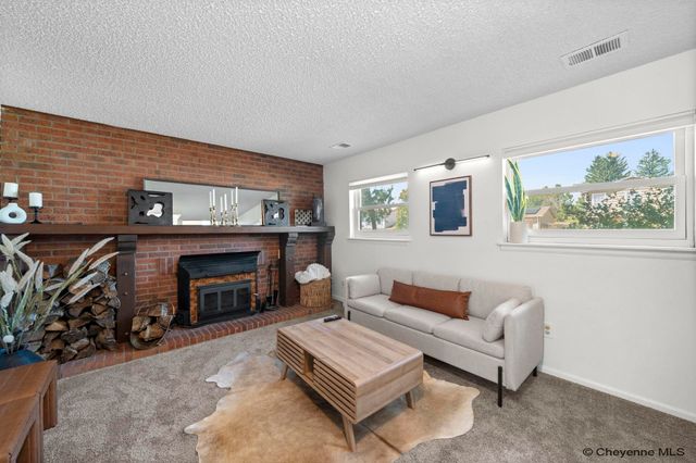 5005 GRIFFITH AVE, Cheyenne, WY 82009