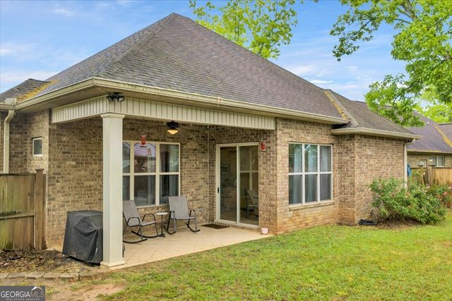 200 Greythorne Drive, Kathleen, GA 31047