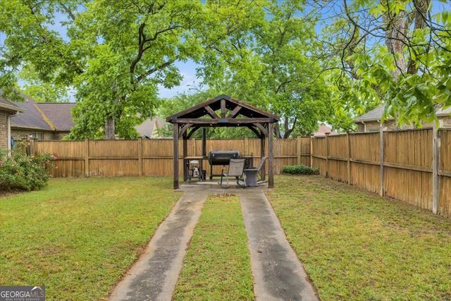 200 Greythorne Drive, Kathleen, GA 31047
