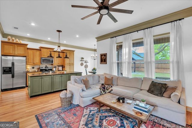 200 Greythorne Drive, Kathleen, GA 31047